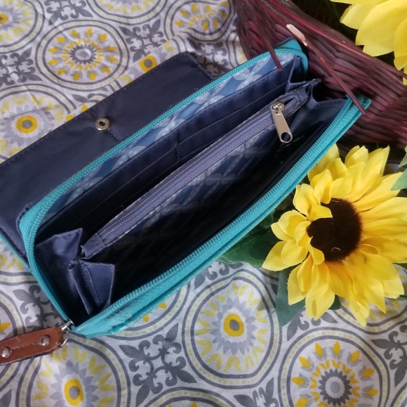 Franco Sarto Genuine leather clutch - Picture 4 of 6